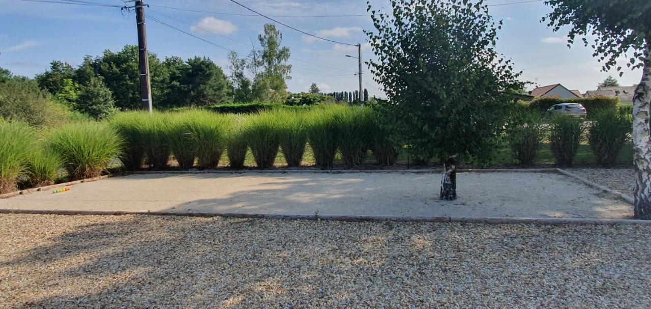 ENTRE LOIRE ET CHER Grand Gîte Côté Tilleul Tour-en-Sologne Extérieur photo